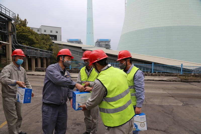 能源集團云南陽宗海發電公司進行“一防三保”競賽慰問