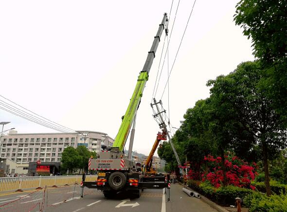 國網福安市供電公司：緊急搶修外破斷桿故障 權利確保穩定供電