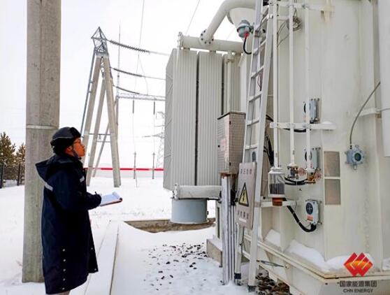 國電電力內蒙古新能源迎戰特大暴雪保發電