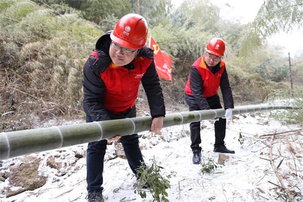 國網壽寧縣供電公司：風雪巡線 守護電網