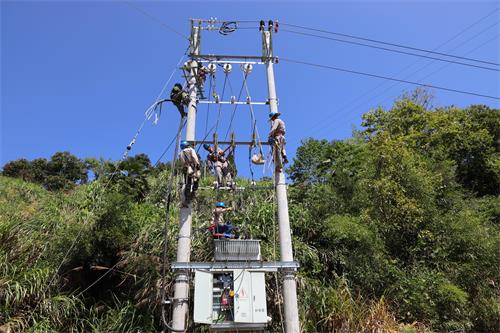 國網壽寧縣供電公司改造老舊線路讓村民用電更穩定