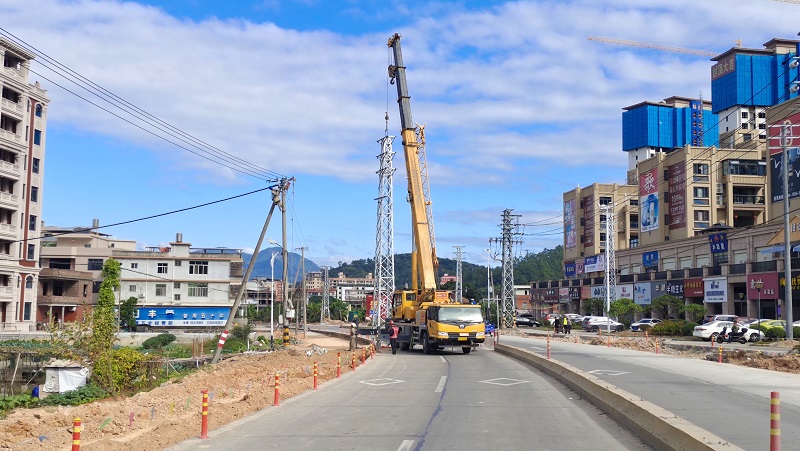 國網泉州供電公司桿線遷移　助力國道拓寬建設