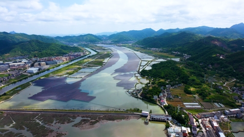 中國電建承擔的國內首座潮光互補電站全容量發電