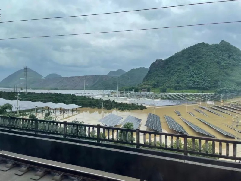 地面電站秒變漂浮電站，又一光伏電站被水淹！