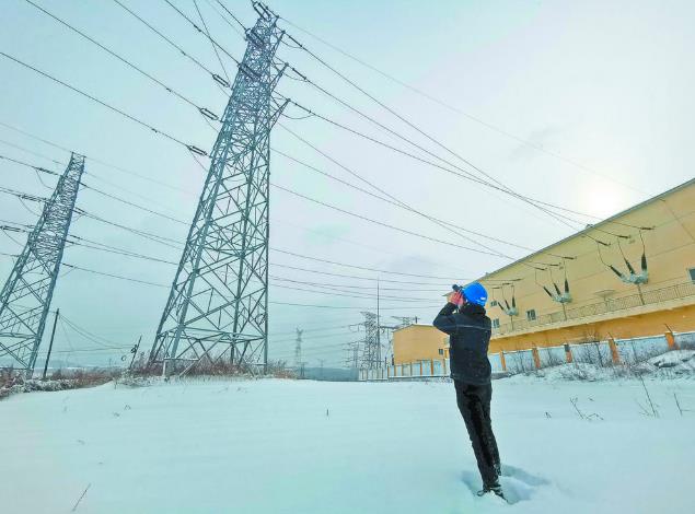 國網黑龍江電力公司確保暴雪天氣下 電網平穩運行