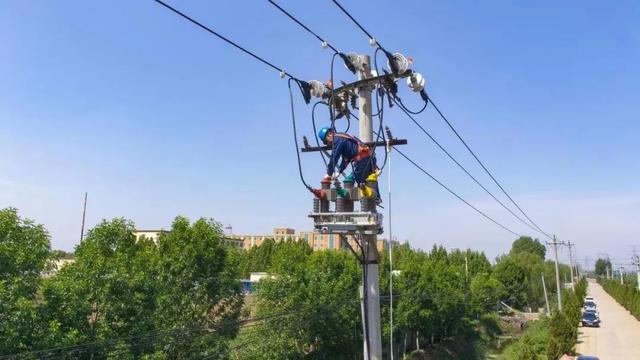 國網安陽供電公司一次綜合檢修力?！?年0跳”