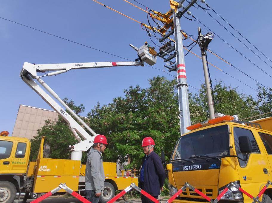 阿拉善供電公司：智能開關新升級 帶電作業“零感知”