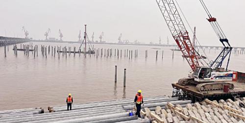 中國能建浙江火電承建的海鹽開發區碼頭一期光伏發電項目開工