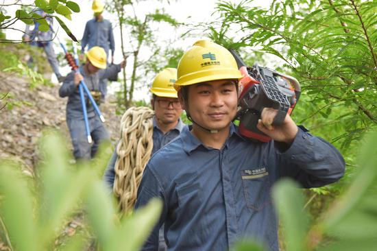 廣西崇左供電局輸電線路運維一班：南國邊境的“光明衛士”