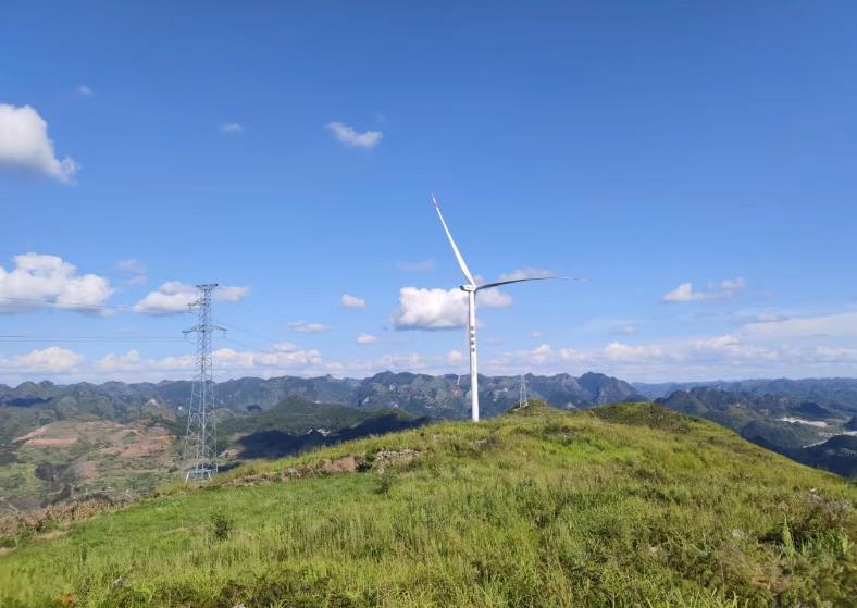 貴州鎮寧本寨風電場項目實現首批風機并網